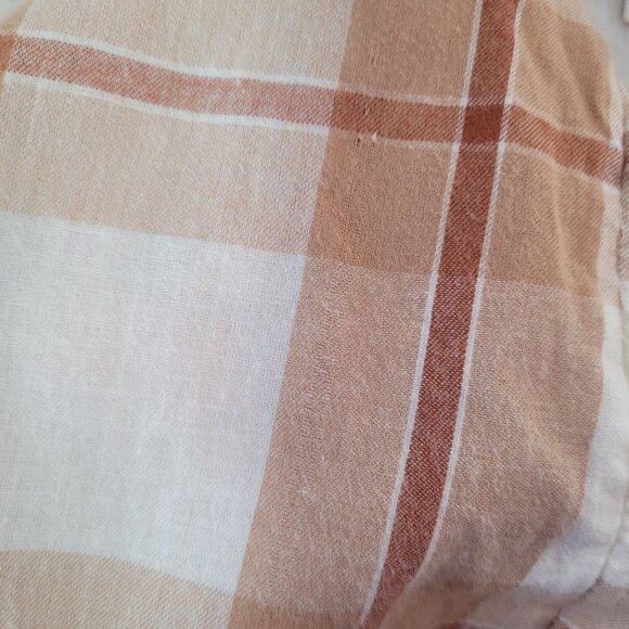 Time & Tru Women's Plaid Button-Up Long Sleeve Shirt Beige Size Small (4-6) - Picture 8 of 11